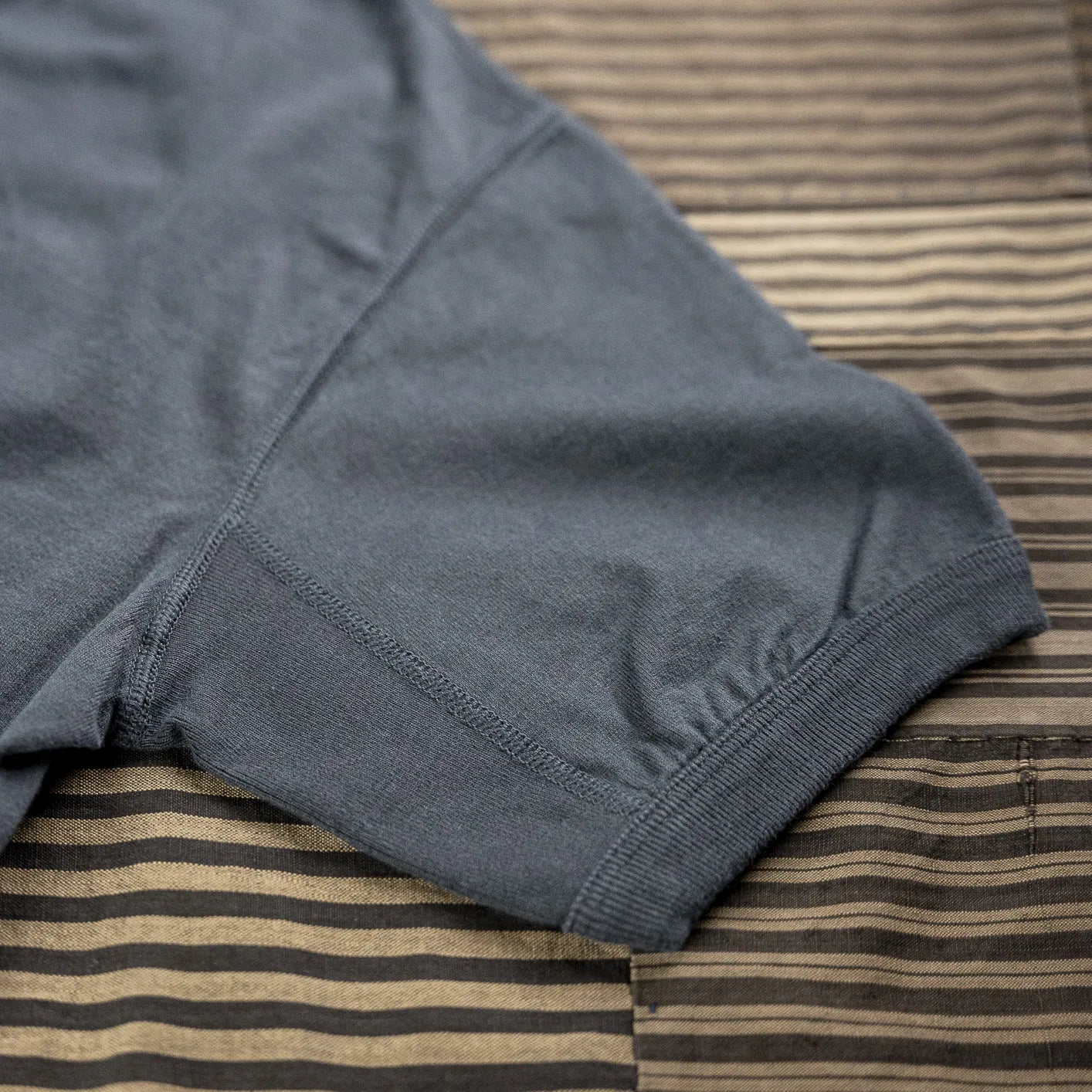 Fullcount 5222PT-9 8.4oz Flat Seam ‘Hold Fast Stay True’ T-Shirt - Ink Black / Loopwheeled - Image 5