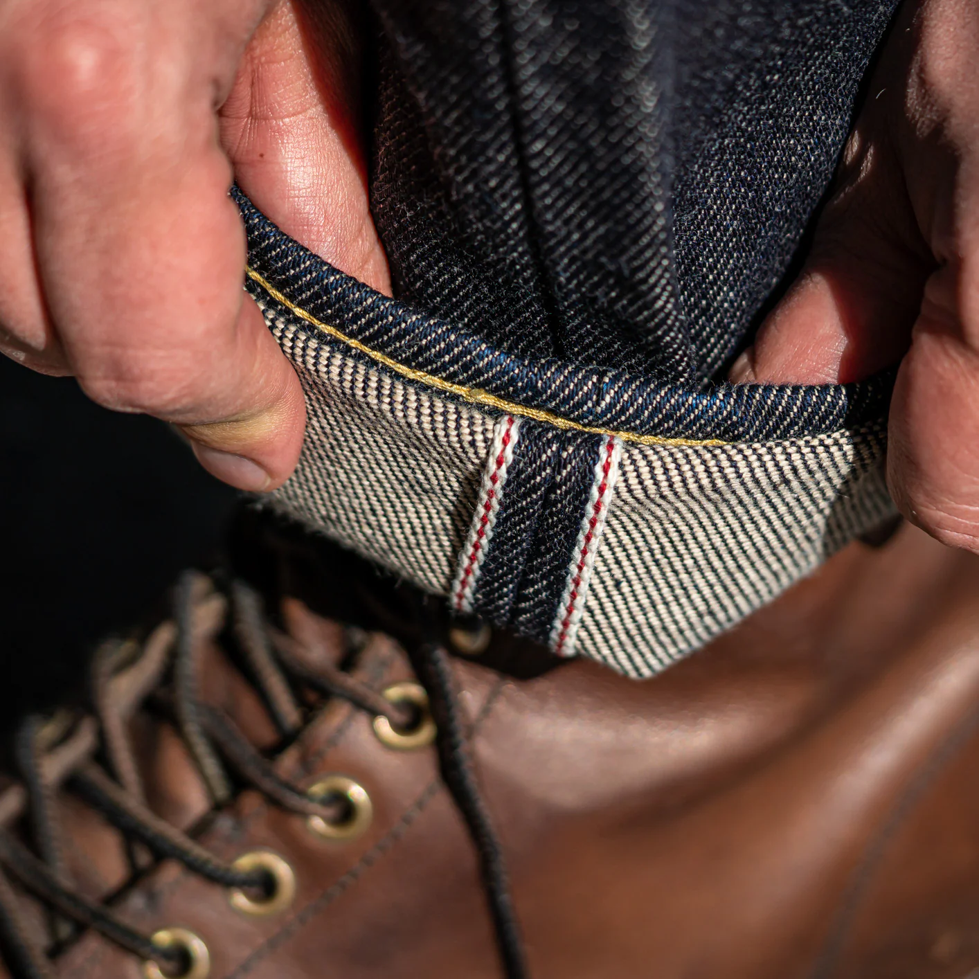 Iron Heart 888s 21oz Selvedge Denim Jeans - Relaxed Tapered - Image 3