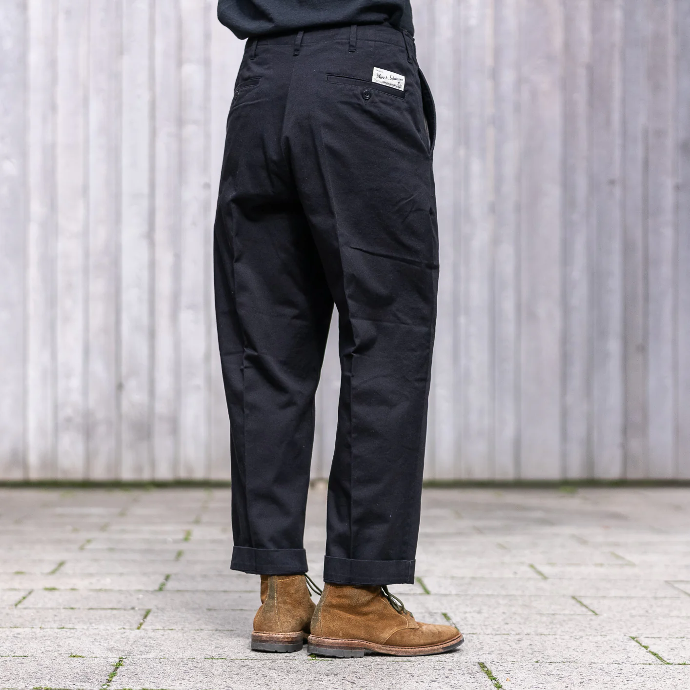 Merz b. Schwanen 9,3oz Cotton Twill Pleat Chino – Deep Black / Relaxed Tapered - Image 3