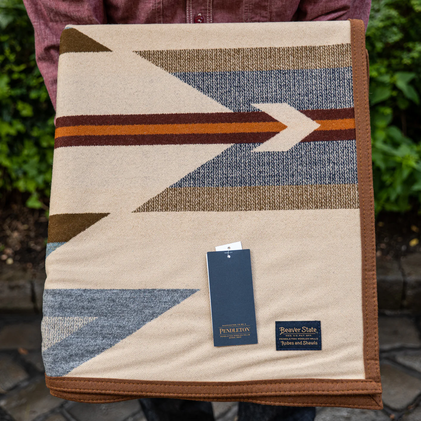 Pendleton Blanket - Wyeth Trail / Beige - Image 5