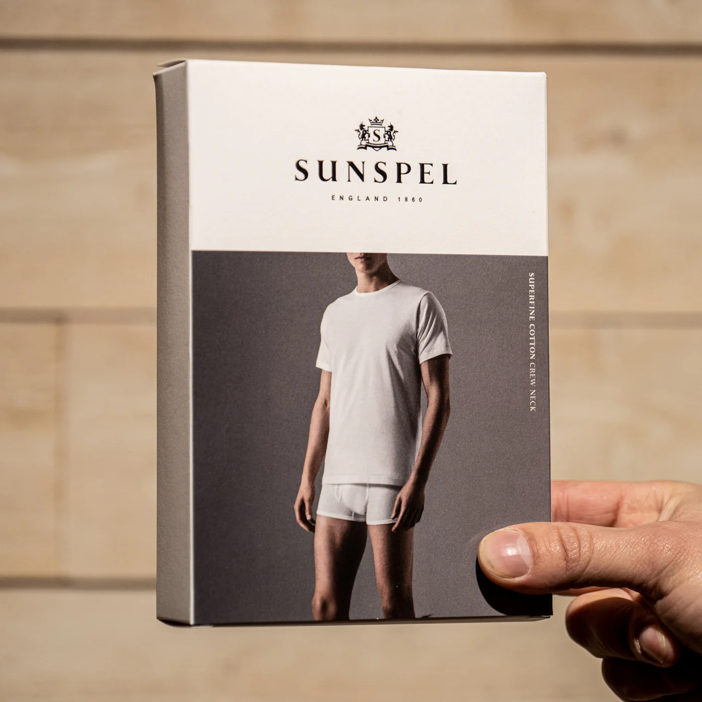 Sunspel Superfine Cotton T-Shirt - Black - Image 4
